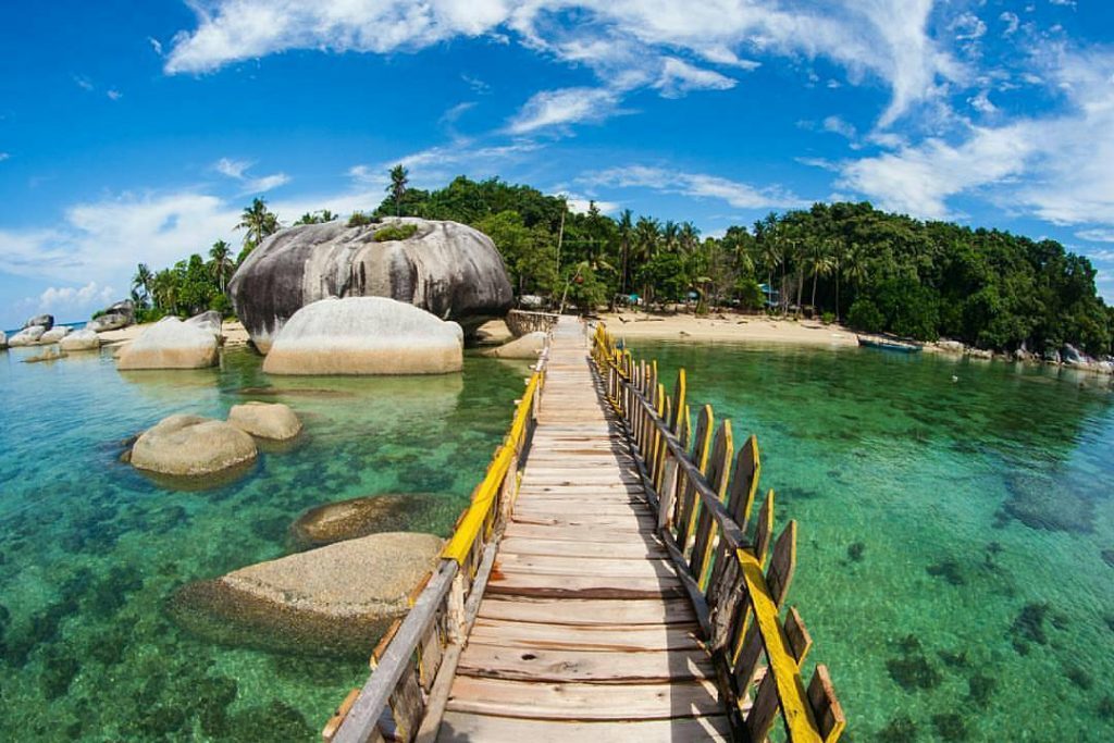 Toga Wisuda Bangka Belitung Baju Topi Jubah